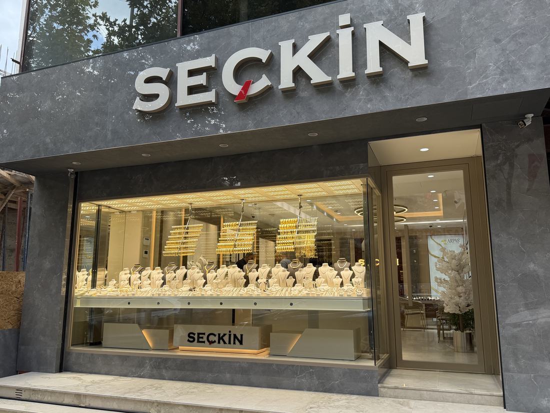 Çınar Caddesi’ndeki mağazamız